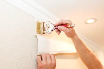 Pose de papier peint à Lourquen — revêtements muraux et toiles de verre